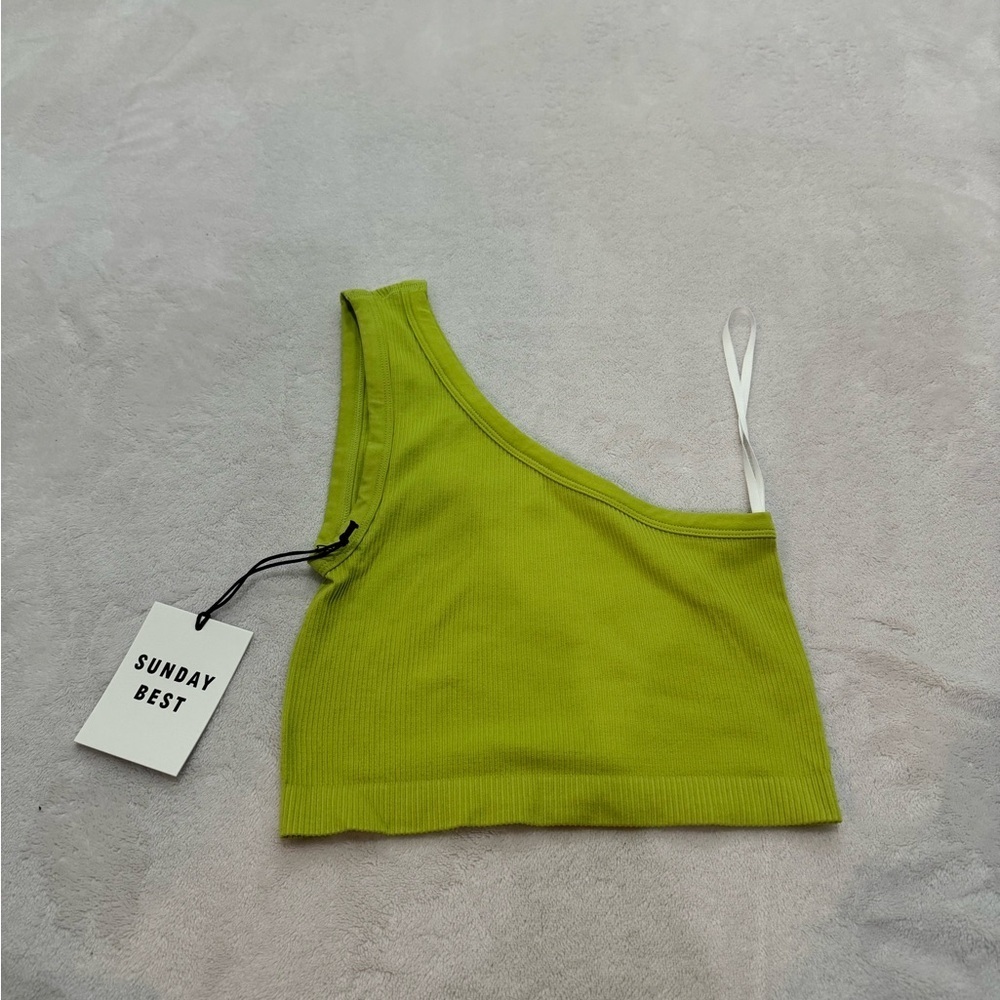 Aritzia Sunday Best Sue Pear Green One Shoulder Seamless Crop Top​​​
